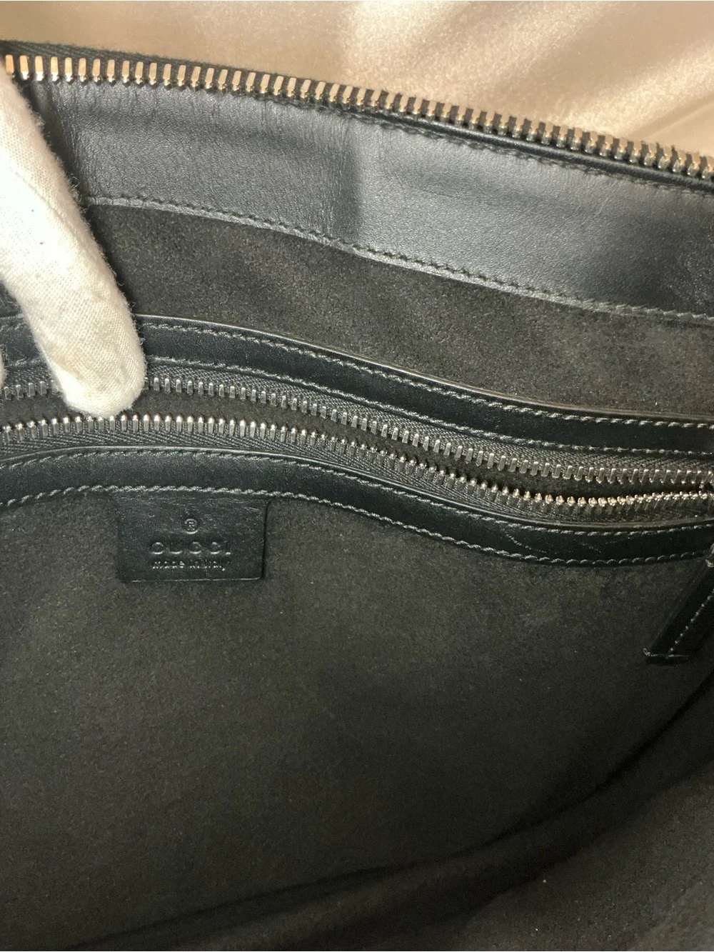 EUC Gucci Black Brown Signature Web Stripe Bee Messenger Clutch